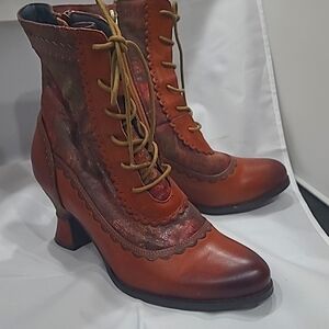 L'ARTISTE Spring Step Bewitch Bootie size 38 (US 7.5-8) Brown Multi